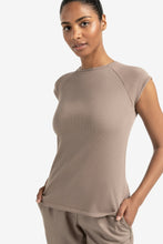 Load image into Gallery viewer, Yasmine Tee Greyish Brown