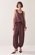 Load image into Gallery viewer, Summum Harem Trousers Deep Fig