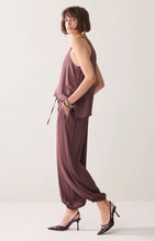 Load image into Gallery viewer, Summum Harem Trousers Deep Fig