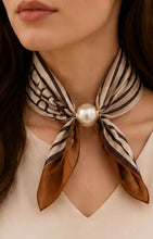Load image into Gallery viewer, Grace Geometric Pearl Scarf