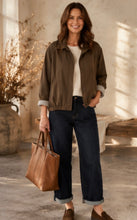 Load image into Gallery viewer, Willow Crop Trench in Chocolate