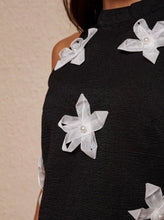 Load image into Gallery viewer, Glow Flora Cropped Top