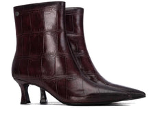 Load image into Gallery viewer, Burgundy Ankle Boots