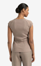 Load image into Gallery viewer, Yasmine Tee Greyish Brown
