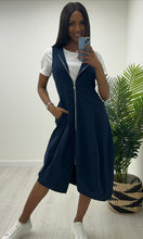 Load image into Gallery viewer, Elise navy midi pocket dress
