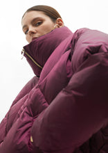 Load image into Gallery viewer, Maggie Metallic Quilted Anorak