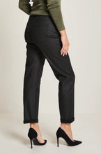 Load image into Gallery viewer, Para Mi Bobby Coated Black Jean