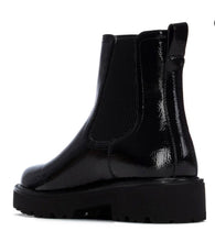 Load image into Gallery viewer, Chelsea Boots Black