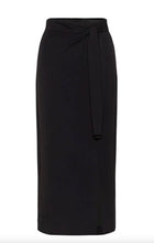 Load image into Gallery viewer, InWear TriIW Vincent Knot Skirt