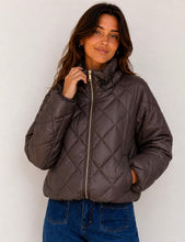 Load image into Gallery viewer, Winnie Brown Quilted Jacket