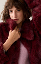 Load image into Gallery viewer, Summum Burgundy Faux Fur