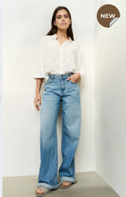 Load image into Gallery viewer, Yasmine Loose Fit Denim Jeans