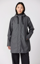 Load image into Gallery viewer, Tanta Snow Magnet