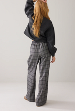 Load image into Gallery viewer, Summum Check Trousers