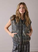 Load image into Gallery viewer, Summum Checked foiled gilet