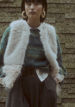 Load image into Gallery viewer, Faye Faux Gilet Ecru