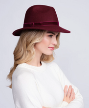 Load image into Gallery viewer, PR Serena Hat Burgundy