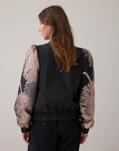 Load image into Gallery viewer, Summum Bomber Jacket Jaquard Sleeve