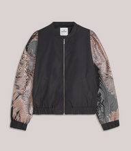 Load image into Gallery viewer, Summum Bomber Jacket Jaquard Sleeve