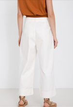 Load image into Gallery viewer, Skatie White Trouser