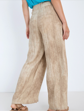 Load image into Gallery viewer, Skatie Bonnie Brass Trouser