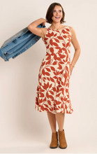 Load image into Gallery viewer, Billy Adla Jersey Midi Dress
