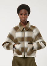 Load image into Gallery viewer, Humility Kingo Jacket