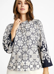 Grace Neomi Blouse