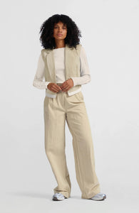 Yasmine Sleevless Cotton Jacket