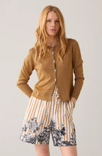 Load image into Gallery viewer, Selena Border Print Shorts
