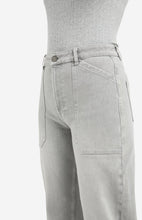 Load image into Gallery viewer, Yaya Mid Grey Cargo Jeans

