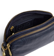 Load image into Gallery viewer, Depeche Navy Clutch 15472
