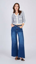 Load image into Gallery viewer, Bella Floyd Cardi
