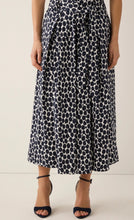 Load image into Gallery viewer, More &amp; More Navy/White Skirt
