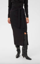 Load image into Gallery viewer, InWear TriIW Vincent Knot Skirt
