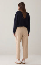 Load image into Gallery viewer, Summum Ivory Trouser

