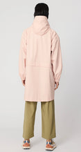 Load image into Gallery viewer, Tanta Ondina Powder Peach

