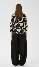 Load image into Gallery viewer, InWear Lynniw V Neck Top
