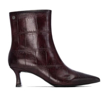 Load image into Gallery viewer, Burgundy Ankle Boots
