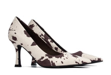 Load image into Gallery viewer, Cow Print Heels
