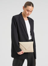 Load image into Gallery viewer, Depeche 17134 Sand Croc Clutch
