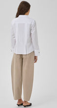Load image into Gallery viewer, MEW Sunna Deco Cuff Shirt

