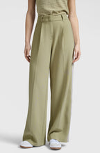 Load image into Gallery viewer, Yasmine Soft Green Trousers
