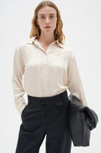 Load image into Gallery viewer, InWear Pauline French Nougat
