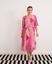 Load image into Gallery viewer, Ellen Abstract pleat dress

