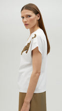 Load image into Gallery viewer, Maggie Leopard Tee
