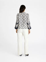 Load image into Gallery viewer, Grace Neomi Blouse
