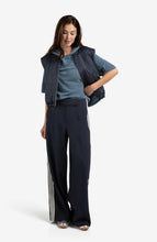 Load image into Gallery viewer, Yasmine Inkwell Reversible Gilet
