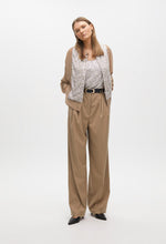 Load image into Gallery viewer, Maggie Sequin Blouse

