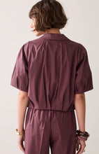Load image into Gallery viewer, Summum Cropped Jacket Deep Fig
